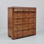 1184 3111 CHEST OF DRAWERS